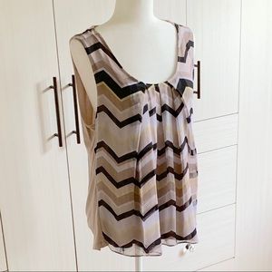 ⬇️ PRICE DROP! NY&CO Sleeveless Chevron Blouse